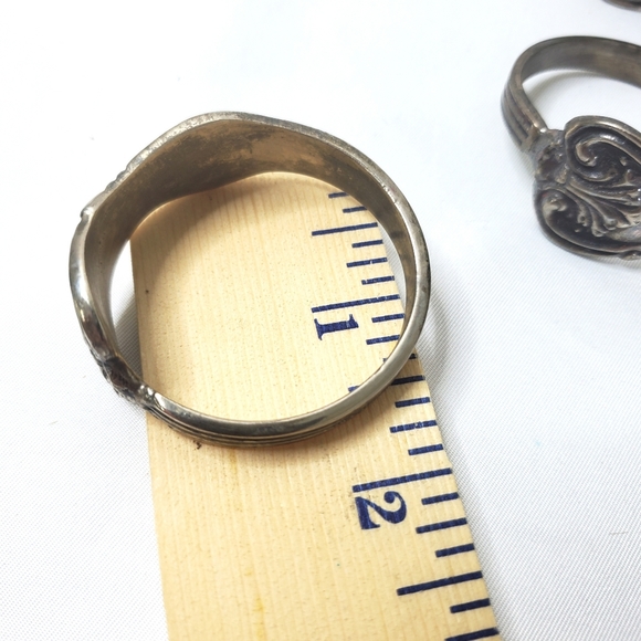 Spoon Handle Silver Set Of 6 Napkin Rings - Picture 9 of 10